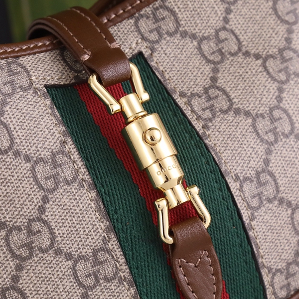 グッチバッグ内部構造